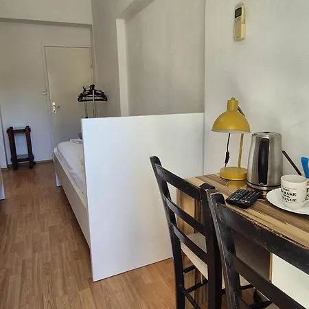 피룰 센터 룸스 *